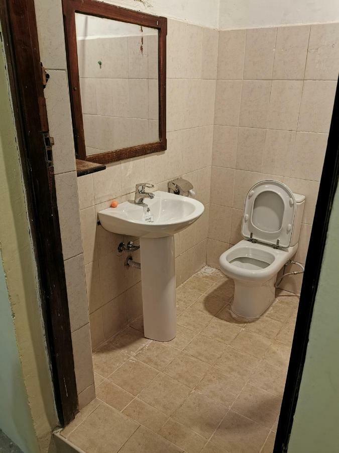 Crown Hotel ザンジバルシティ エクステリア 写真